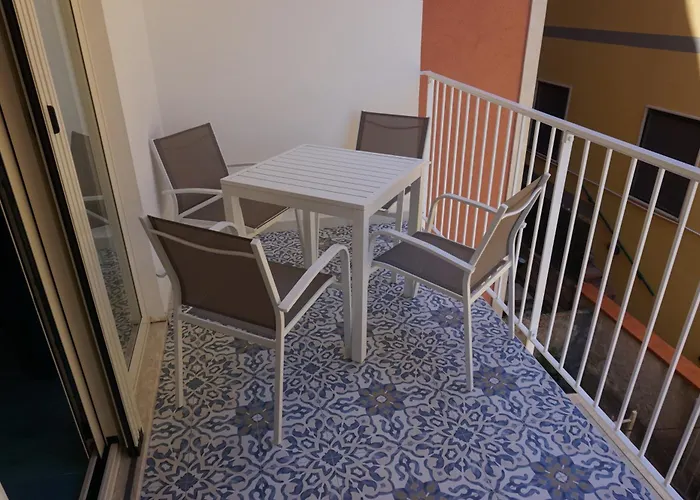 Casa Del Mare Rooms & Apartments